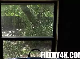 Hey Kimmy Kimm, caught fapping in the shed with Peter Green?