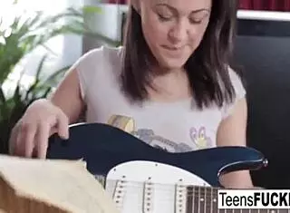 Metendo no cu apertadinho dos amadores