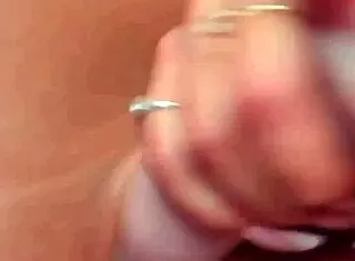 Perfectt33n rams dildo deep on Chaturbate.