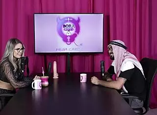 Blonde Kisses, Blows, And Gets Pussy Licked After Liberal Family Comment - Elquer Carlos