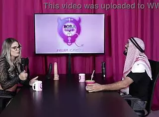 Blonde Kisses, Blows, And Gets Pussy Licked After Liberal Family Comment - Elquer Carlos