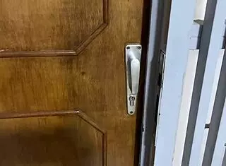 I lend money to my neighbor for a life-changing fuck in real homemade scenario.