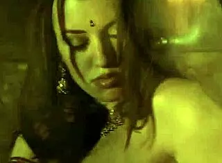 Beautiful Indian brunette milf enjoys Bollywood solo