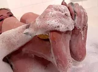 Madison Skye carefully soaps her wrinkled, dirty feet, inviting you to jerk off to their curvy allure.