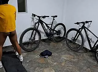 Cousin Sucks Cock In Garage Before Fucking