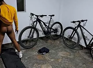 Cousin Sucks Cock In Garage Before Fucking