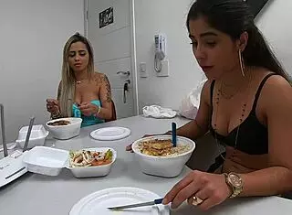 izabela pimenta, entre um video e outro, a gente come sem parar?