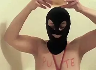 French slave intensely self-spanks after training