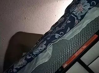 reverse cowgirl riding monster cock with big ass babe