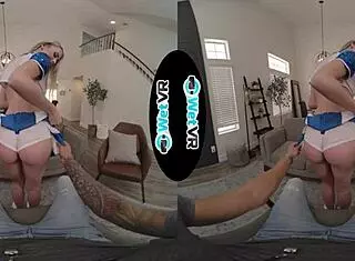 does the coach bang cecelia taylor?