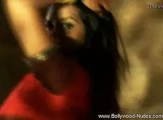 bollywood milf strips nude, rips clothes while dancing pretty!