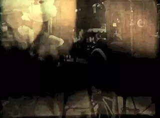 奶奶的狂野换妻六十年代性冒险