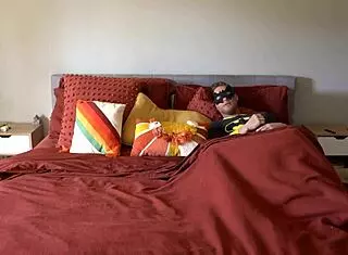 halloween vlog with tattooed couple and milf