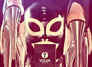 Sexy Girl Fetish Play With Vulva And Original Pussy Scent