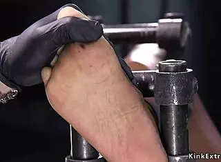 Ebony Babe's Pussy Lips Trapped in Mouse Traps