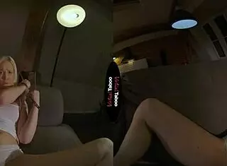 金发妹虚拟禁忌惩罚自慰