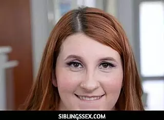 Hot redhead step sis pleases with deepthroat