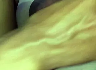 Negro dotado arregaçou meu rabo e gozou no pelo