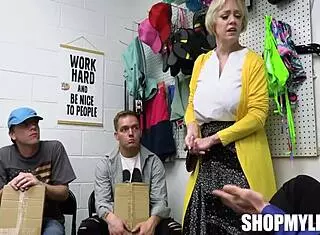 Petite amateur Dee Williams blows and fucks in taboo scandal with Mike Mancini.