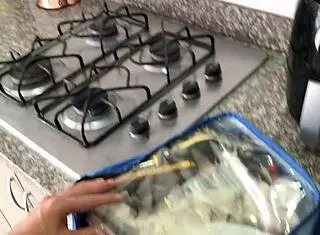 latina housewife pays technician with her big ass and tits for fucking