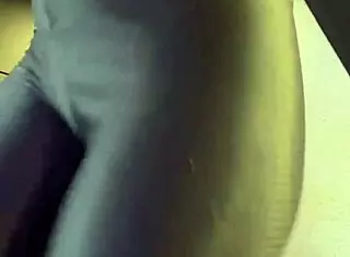 Red-Haired Fitness Babe Gets Pussy Licked in Public Outdoor Muff Diving Session