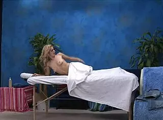 按摩变热辣性爱😘