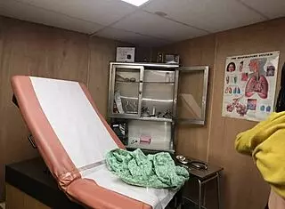 Scarlett Johnson in medical tit consultation part 2!