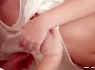 i watch beautiful lesbians masturbating, their experience turns me on