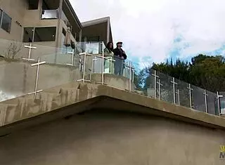 i'm the housewife with big boobs suckin cock and fuckin in the kitchen