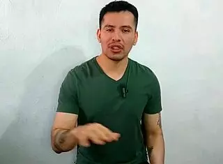 I lent my hairy ass to the builder boyfriend who sucked my ex-girlfriend and he fucks me raw in the houses we build, sexual story