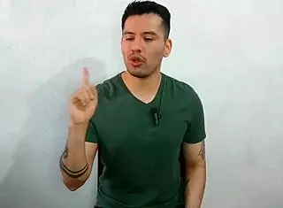 I lent my hairy ass to the builder boyfriend who sucked my ex-girlfriend and he fucks me raw in the houses we build, sexual story