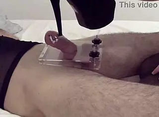 Xxxbat Mistress Kink Delivers Handjob with a Bound Happy Ending