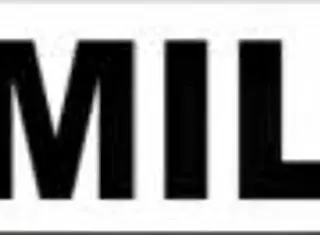 Redheaded milf enjoys a sticky finish