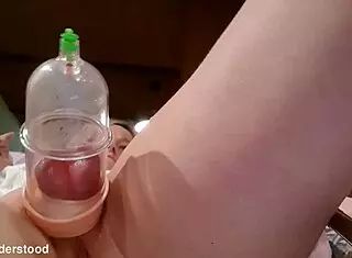 Blonde milf enjoys homemade pussy pumping