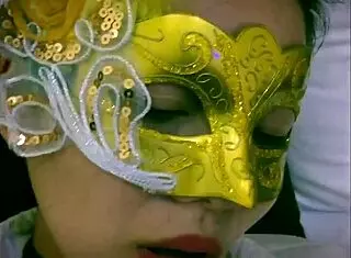 feel the passion in this trim