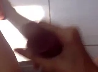 Amateur Guy Jerks Off Solo in Homemade Video