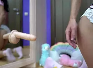 i girl masturbate with sex toys and have female orgasm