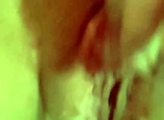 Watch this hot wife squirt in her homemade solo video!