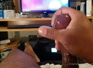 Masturbating On My Page Feels So Good