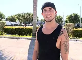 他说吃我怪物独眼龙男同志片