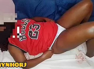 Well-endowed guy cumming in cousin's shaved pussy