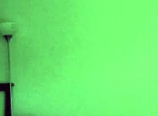 18+少女自拍天堂被大屌狂操