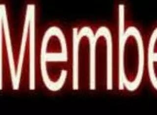 BLONDE MILF ALEXIS GOLDEN LICKS PUSSY During WORKOUT!