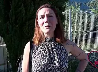 Watch naughty hairdresser Wendy in lingerie getting wild!