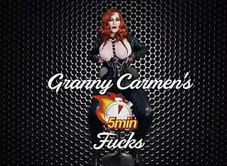 Granny experiences intense orgasms in missionary and doggystyle