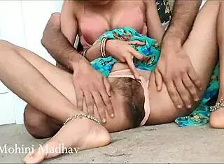 Indian bhabhi maid rides landlord's cock