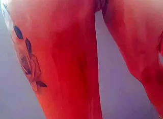 bia lubes up her hot body