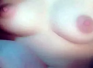 Teen 18+ Shows Off Stunning Body