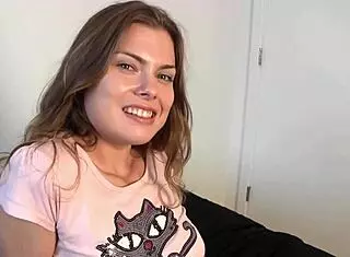 gaping hottie johanna johansen performs striptease and tickling