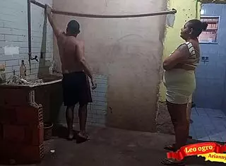 Curvy Woman Pays The Bricklayer With Her Big Ass In A Hardcore Scene